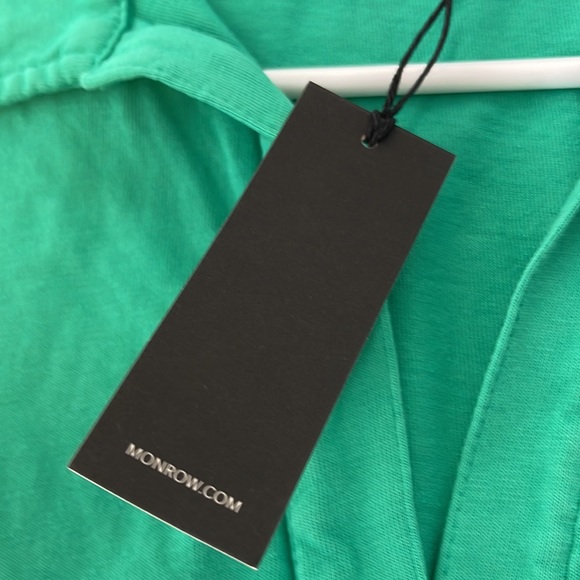 Monrow sleeveless V-neck, collared top or mini dress in color green - Picture 7 of 9